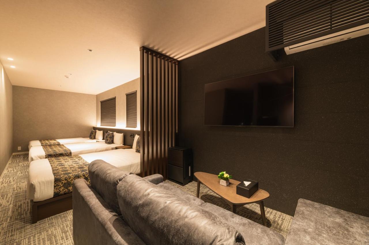 Grand Base Kagoshima Chuo Aparthotel Exteriör bild